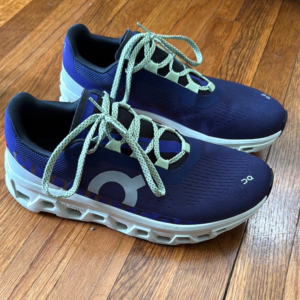 On Running Navy and Mint Athletic Shoes